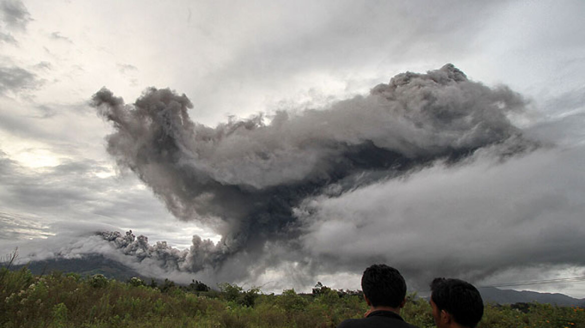Νέα έκρηξη στο ηφαίστειο Σιναμπούνγκ